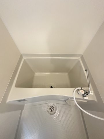 ルミエール瓦屋町の浴室