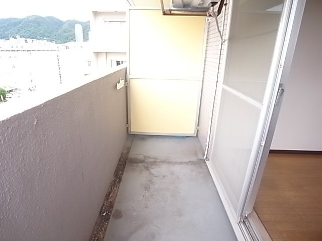ヴェルディ神戸のバルコニー