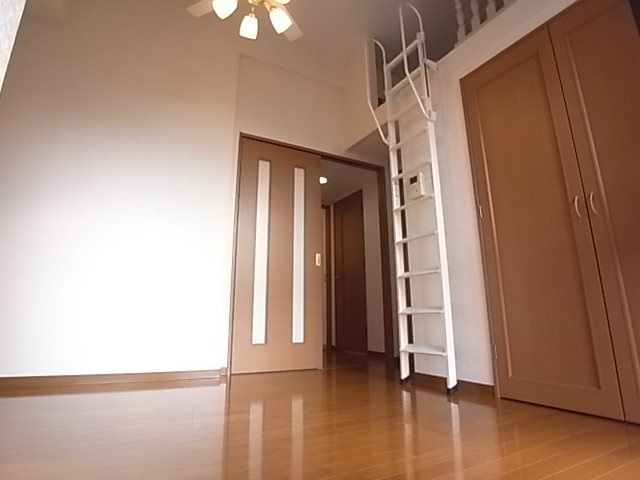 エスペランサ灘駅前