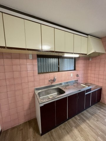 西山町4丁目戸建のキッチン