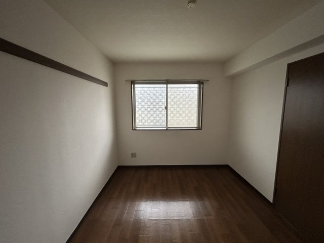 石上マンションB館の居間・リビング