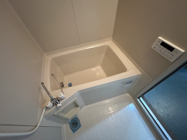 石上マンションB館の浴室
