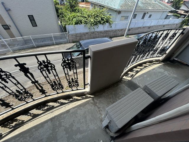 石上マンションB館のバルコニー