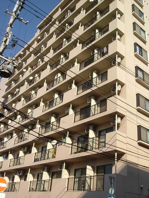 横浜南プラザの外観