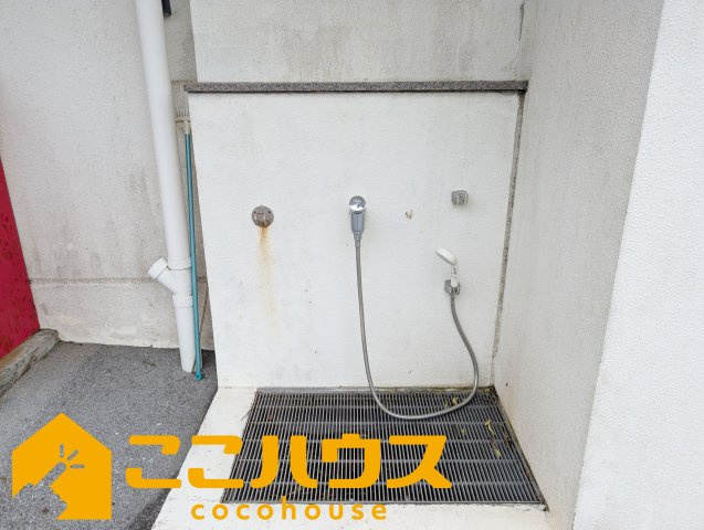 ワイズグランスカイ西原のその他共用部分|屋外水栓