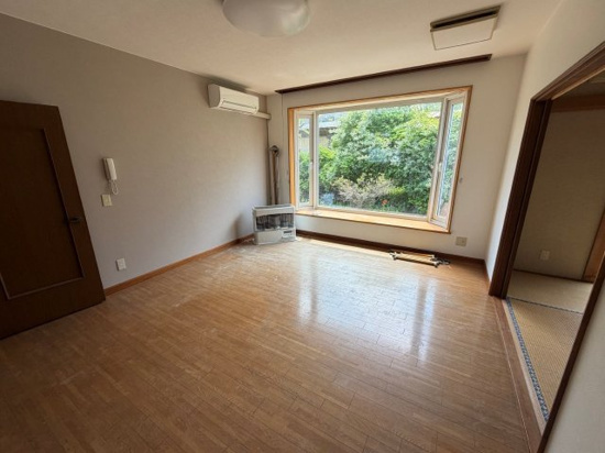 網走郡美幌町字元町１０番地２０　中古売家の居間・リビング