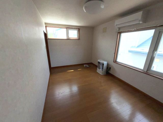 網走郡美幌町字元町１０番地２０　中古売家の洋室