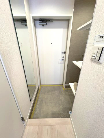 ライオンズマンション戸田の玄関