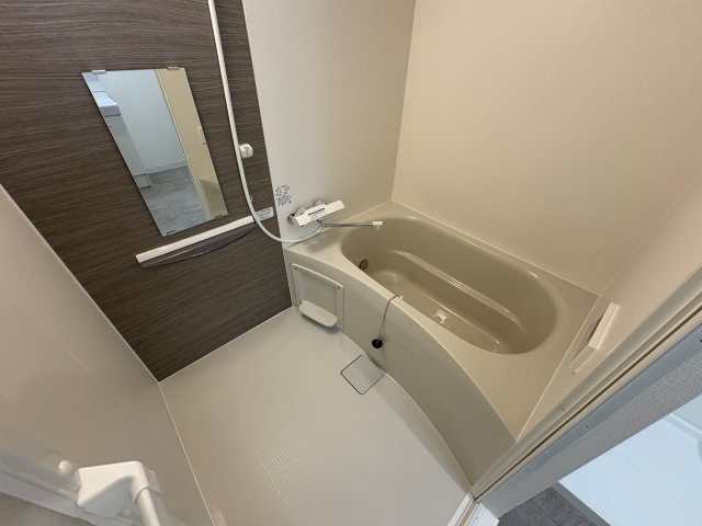 フォルモント須磨の浴室