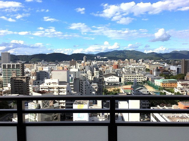 【展望】 | グレースタワーⅢ | 15階部分ならではの開放感。都心に暮らしながら空の広がりも感じられます。