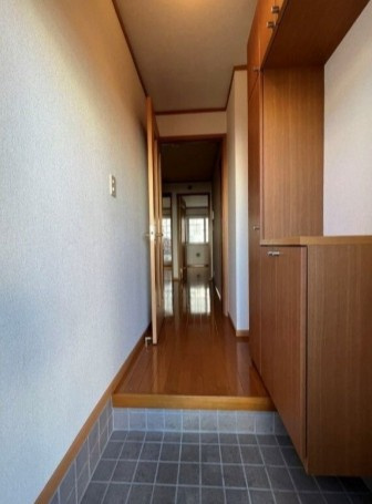 クラールB棟の玄関