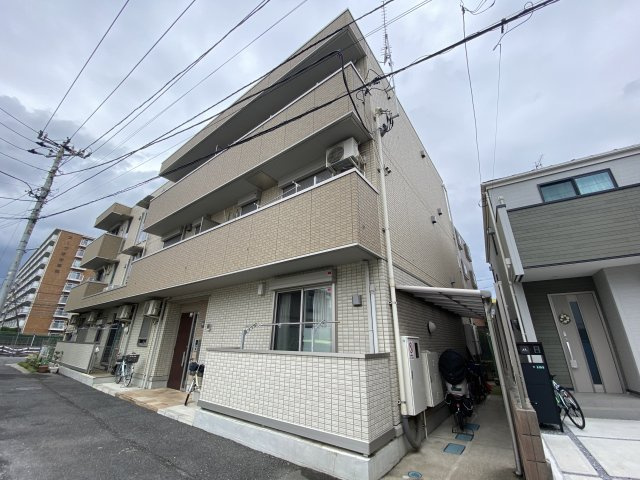 コントレールの外観|外観は落ち着いています☆