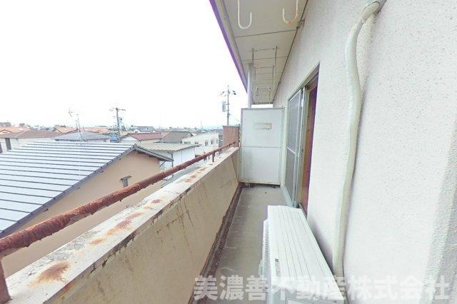 ６７０４６　エクセル鷺山第１のバルコニー
