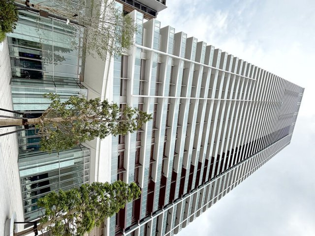 ＨＡＲＵＭＩ　ＦＬＡＧ　ＰＡＲＫ　ＶＩＬＬＡＧＥ　Ｔ棟