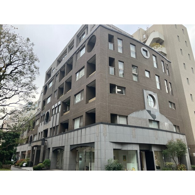 パレスサイド三番町