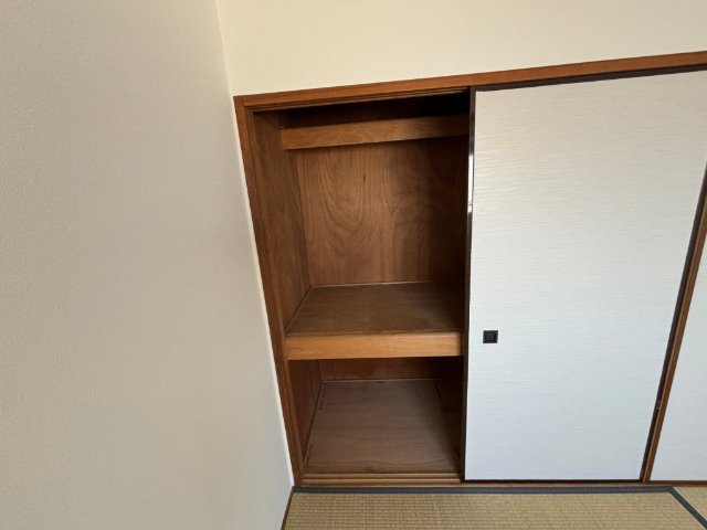 ミツウロコ王子第二マンションの収納|71017011_6.jpg