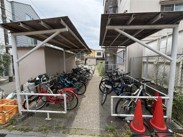 ミツウロコ王子第二マンションの駐車場|74525503_13.jpg
