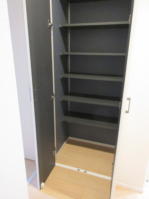 レジデンスニュー豊島園の玄関|★シューズＢＯＸ★