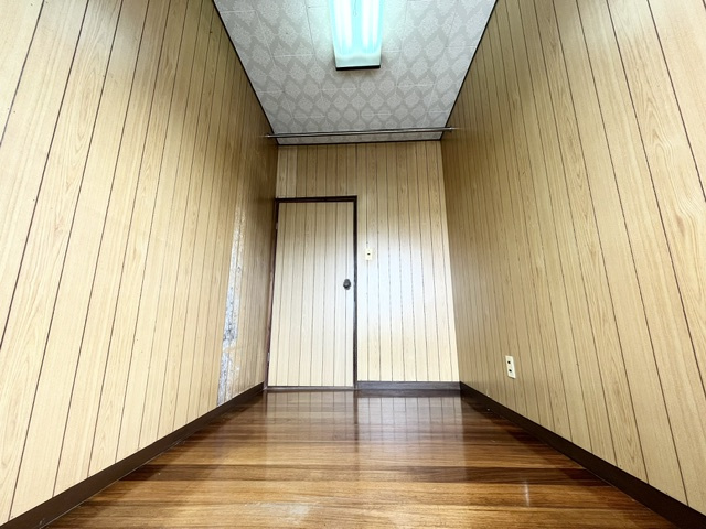 辻之貸家の洋室