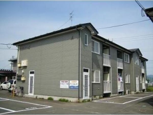アドラシオンⅡ A棟の外観
