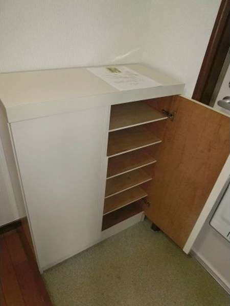 アドラシオンⅡ A棟の玄関
