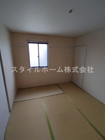 グリーンステージ東橋良Aの和室