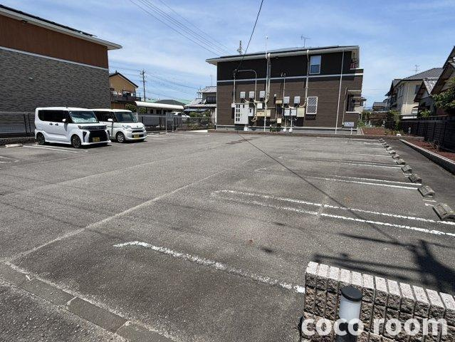 グレイスＥの駐車場