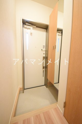 【玄関】 | アネーロ南舞岡 | 玄関です