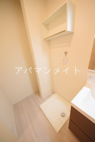 【設備】 | アネーロ南舞岡 | 室内洗濯機置場です