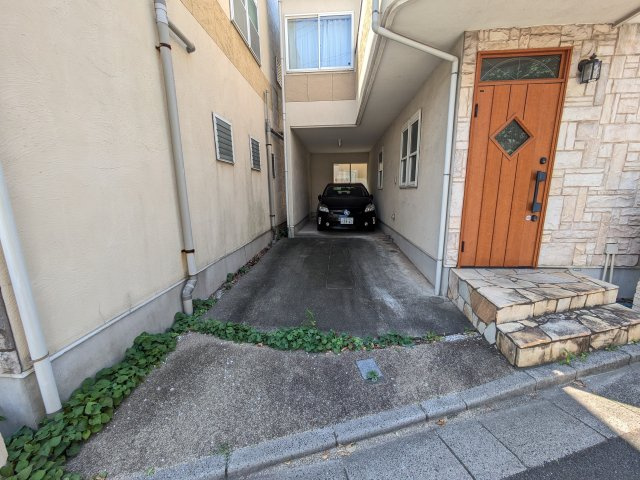 練馬区谷原１丁目　中古一戸建　西武池袋線　練馬高野台の駐車場|駐車スペース２台可能