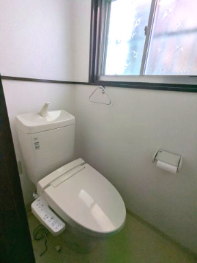 藤ケ台一戸建のトイレ