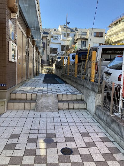 イルヴィアーレ天王坂ノースのエントランス
