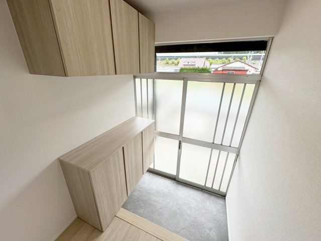 中古住宅　西深瀬の玄関