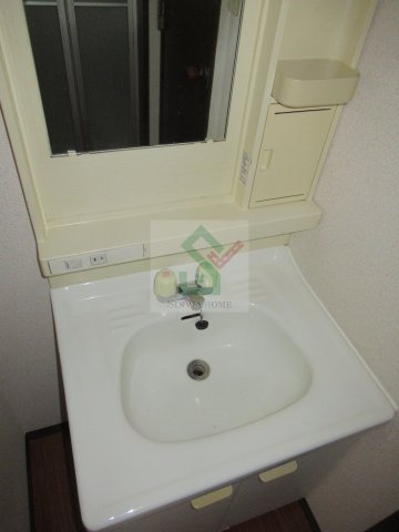 ベルストーンの独立洗面台