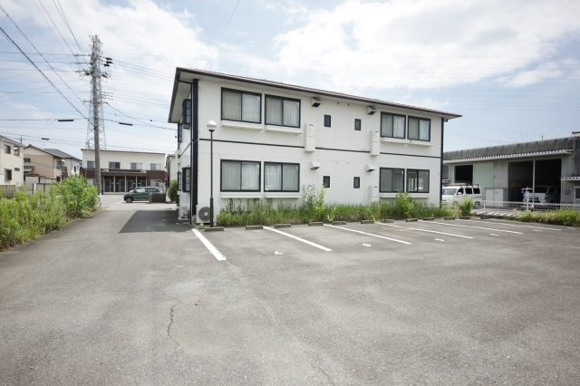 サンビレッジ住吉A棟の駐車場