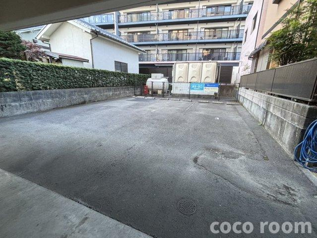 ライフ第６マンション藤枝駅前 の駐車場