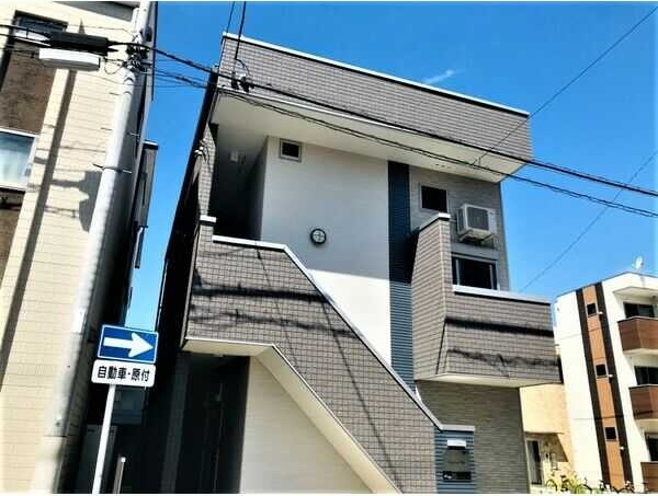 レグルス千種の外観