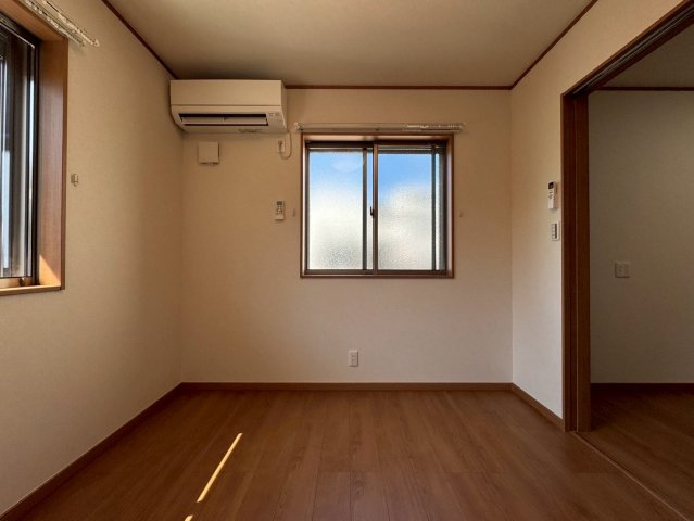 サンライズ登戸Ⅲの寝室