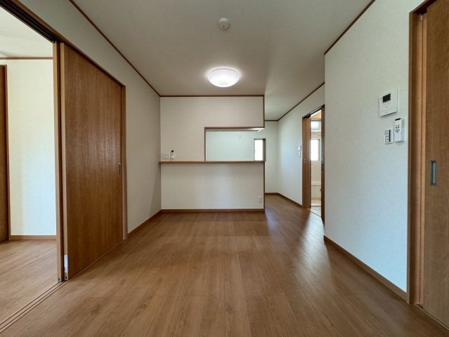 サンライズ登戸Ⅲの居間・リビング