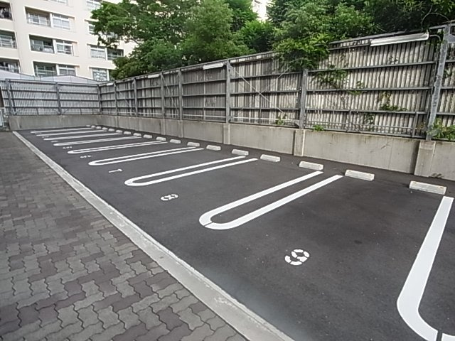 神戸市北区南五葉１丁目の賃貸マンション