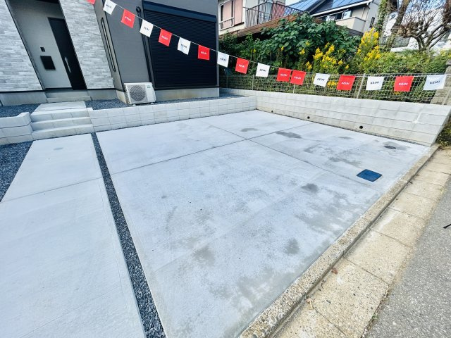 船橋市大穴北１丁目１３期の駐車場