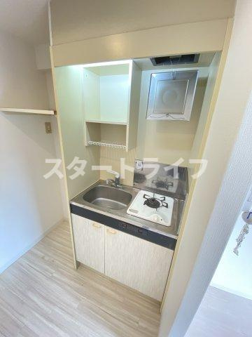 大阪市東淀川区東淡路３丁目の賃貸マンションのキッチン
