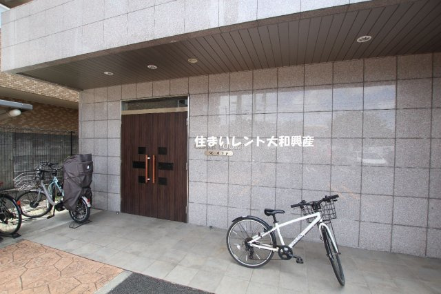 クレールコートのエントランス