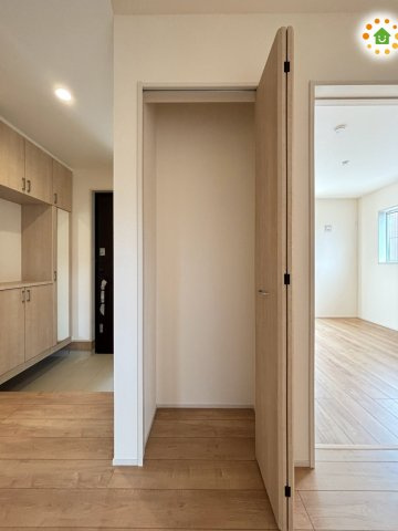 行田市富士見町2丁目　新築一戸建て　ブルーミングガーデン　01の収納