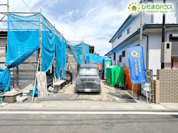 行田市富士見町2丁目　新築一戸建て　ブルーミングガーデン　01の駐車場
