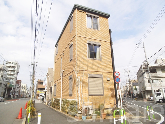 ヴェガハイムの外観|通り沿いからの外観はこんな感じです♪