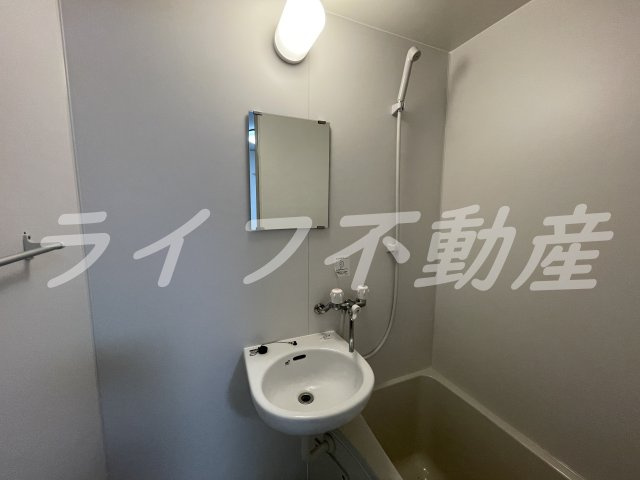 シャトー西村の洗面所