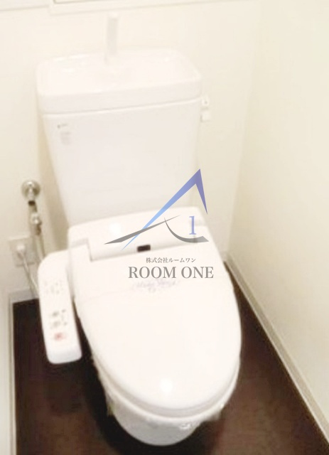 ライジングプレイス浅草弐番館のトイレ|トイレです。