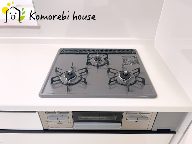 伊奈町栄１丁目46番　新築一戸建て　ハートフルタウン　Jのキッチン|お料理しやすいキッチンです