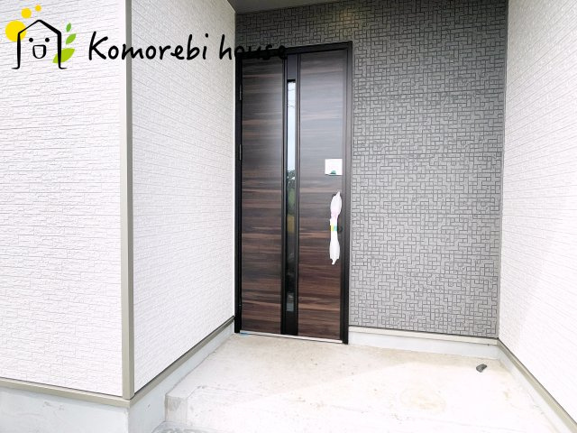伊奈町栄１丁目46番　新築一戸建て　ハートフルタウン　Jの玄関|ゆったりとした玄関です